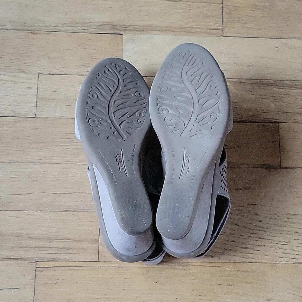 Earth Taupe Suade Wedge Sandals - Picture 4 of 5